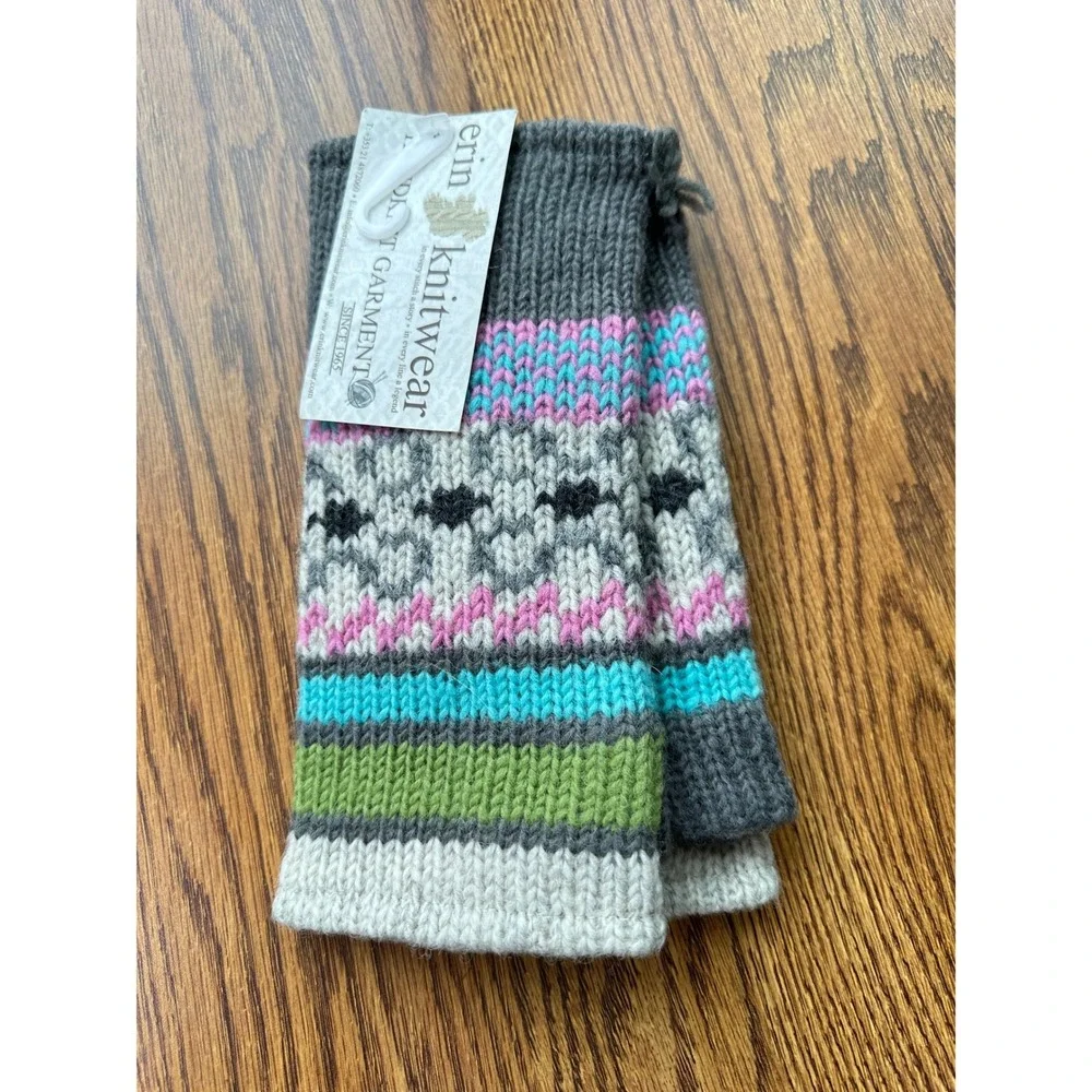 Erin Knitwear Aran Cable Wool Hand Warmers & Mittens‎ Fair Isle Pattern